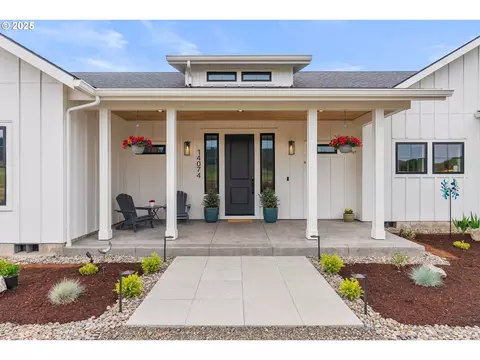 14074 SW Lambert Ln, Gaston, OR 97119