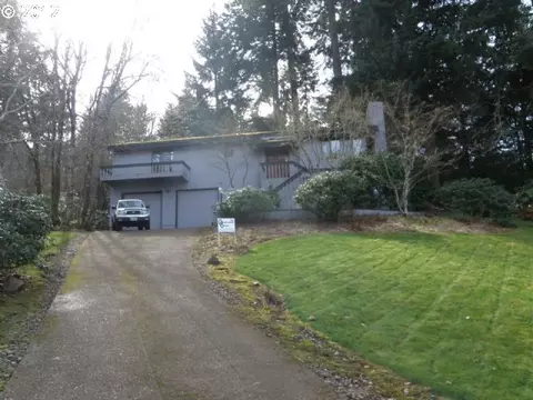 2358 Shields Ave, Eugene, OR 97405 photo 1