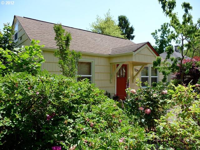 2027 Jefferson St, Eugene, OR 97405 photo 1