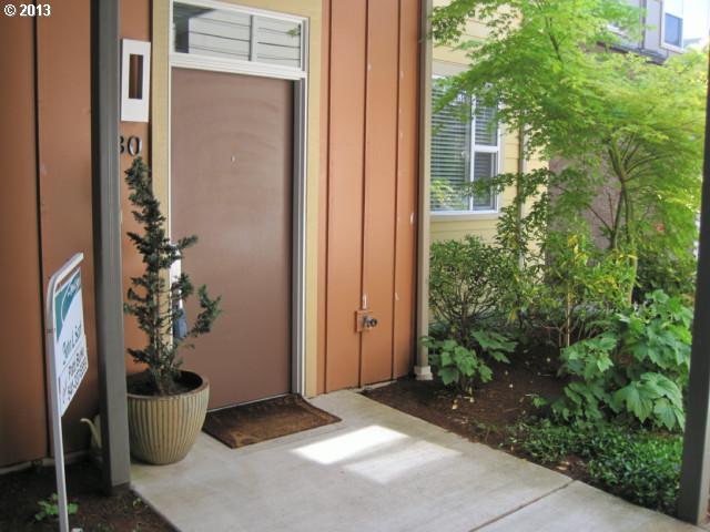 327 Rustic Pl #30, Eugene, OR 97401 photo 1
