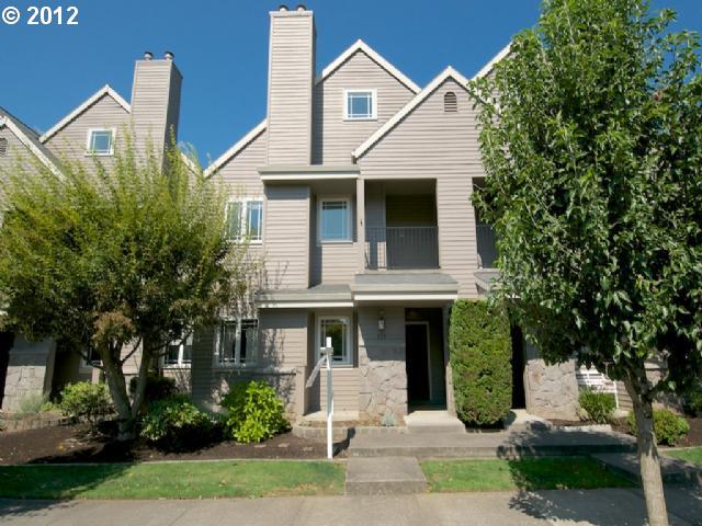225 NE 4th St, Gresham, OR 97030 photo 1
