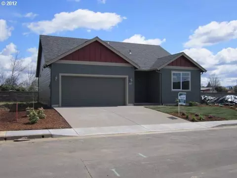 527 Raber, Eugene, OR 97402 photo 1