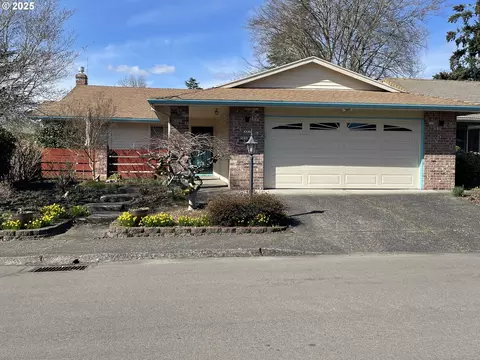 10085 SW Century Oak Dr, Portland, OR 97224