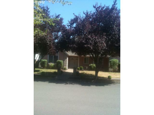 90 Silver Oak Dr, Eugene, OR 97404 photo 1