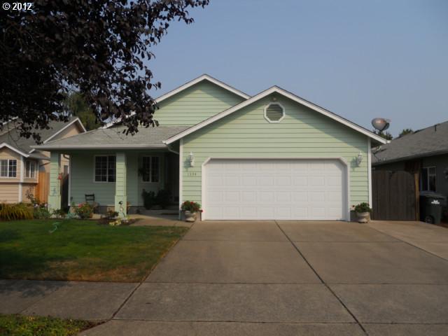 1394 T St, Springfield, OR 97477 photo 1