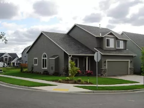 300 Hazelnut Dr, Newberg, OR 97132 photo 1