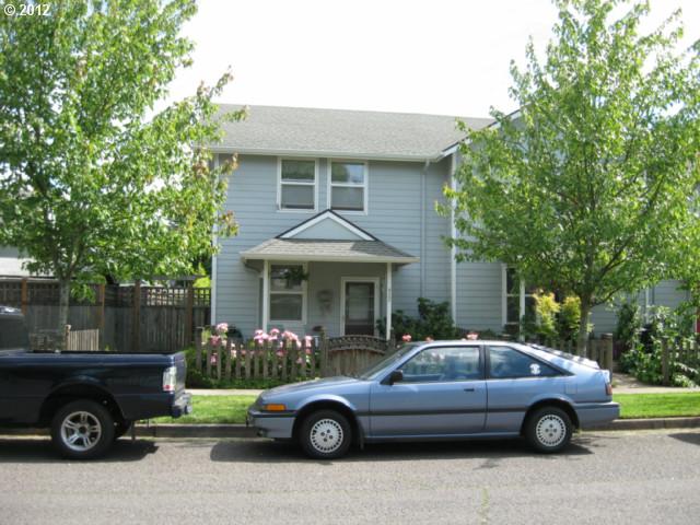 422 Clark St, Eugene, OR 97401 photo 1