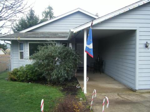 244 S 71st St, Springfield, OR 97478 photo 1