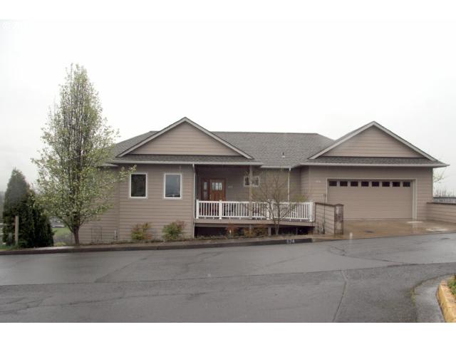 874 Summit Blvd, Springfield, OR 97477 photo 1