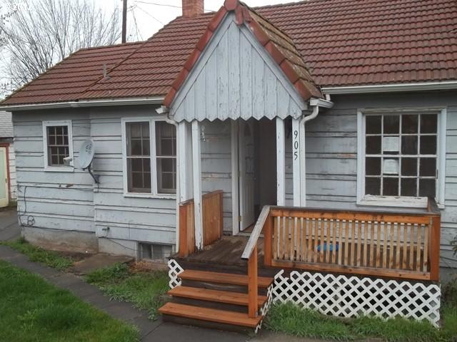 905 SW Goodwin Pl, Pendleton, OR 97801 photo 1