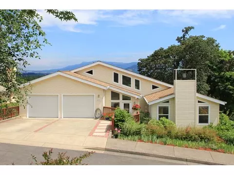 437 Spyglass Dr, Eugene, OR 97401 photo 1