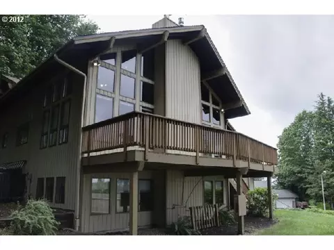 736 SW Norman Ct, Gresham, OR 97080 photo 1
