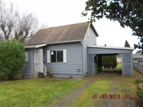 1508 E 7th St, Newberg, OR 97132 photo 1