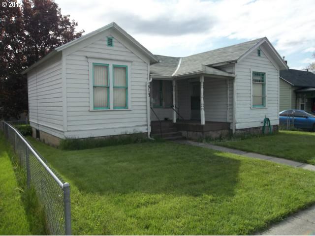 615 SW 3rd St, Pendleton, OR 97801 photo 1
