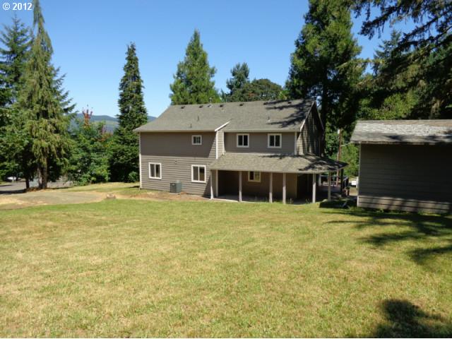 950 S 70th St, Springfield, OR 97478 photo 1