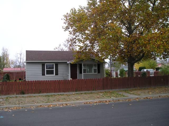 301 Umatilla Ave, Umatilla, OR 97882 photo 1