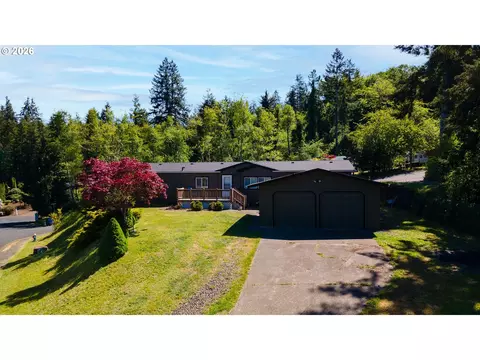 1225 NE Canyon Dr, Toledo, OR 97391