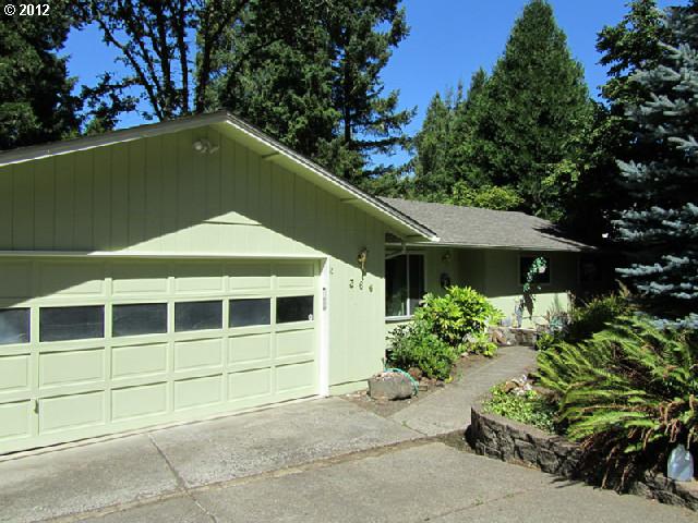 366 S 68th Pl, Springfield, OR 97478 photo 1