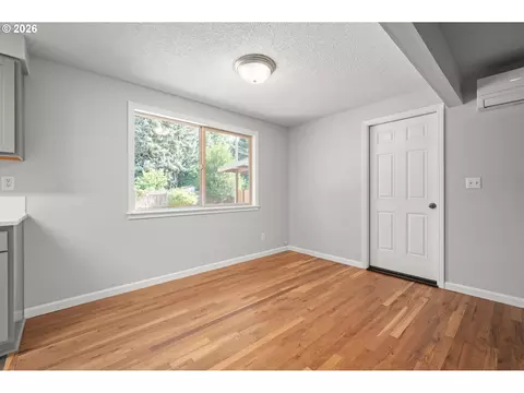 279 Dean Ave, Eugene, OR 97404 photo 12