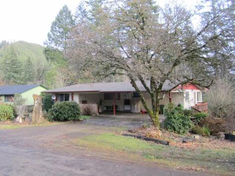 11648 1st St, Mapleton, OR 97453 photo 1