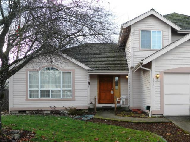 4475 Glacier Dr, Springfield, OR 97478 photo 1