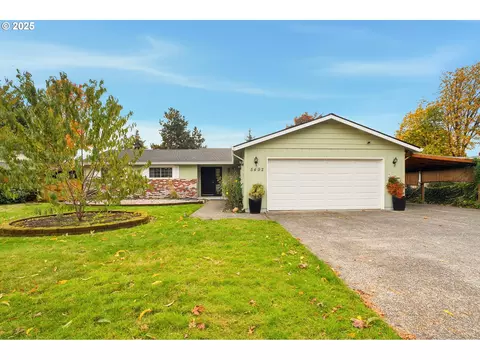 5492 SE Hillwood Cir, Milwaukie, OR 97267