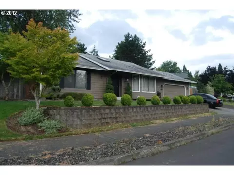 1926 SW Myers Pl, Gresham, OR 97080 photo 1