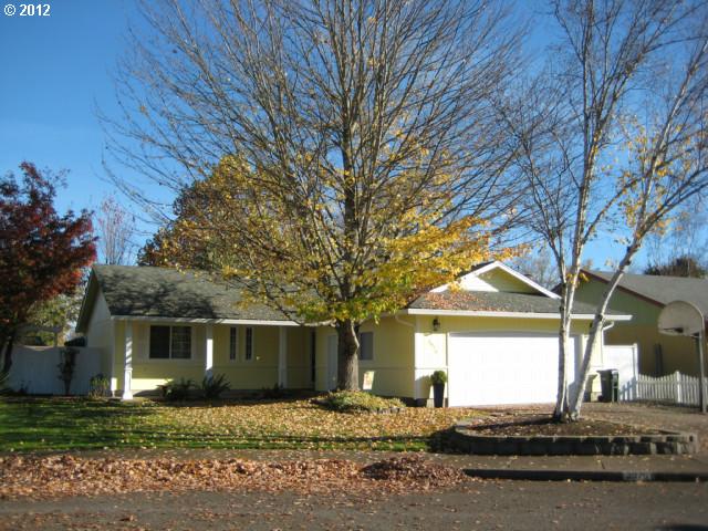 3975 Josh St, Eugene, OR 97402 photo 1
