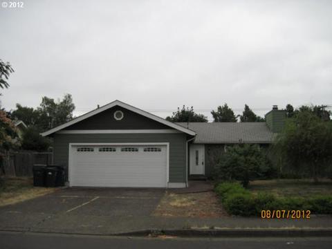 457 W Olympic St, Springfield, OR 97477 photo 1