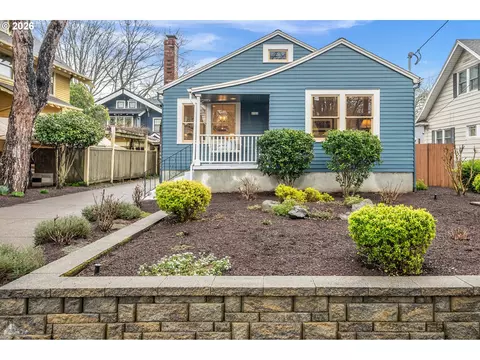 2722 NE 9th Ave, Portland, OR 97212