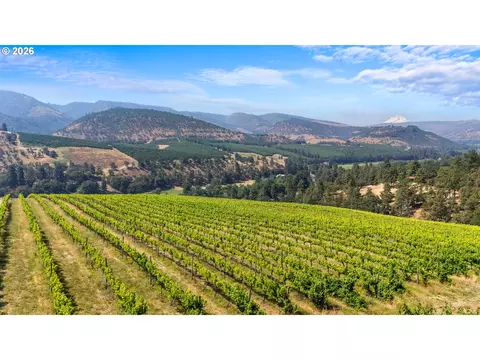 5450 Mill Creek Rd, The Dalles, OR 97058