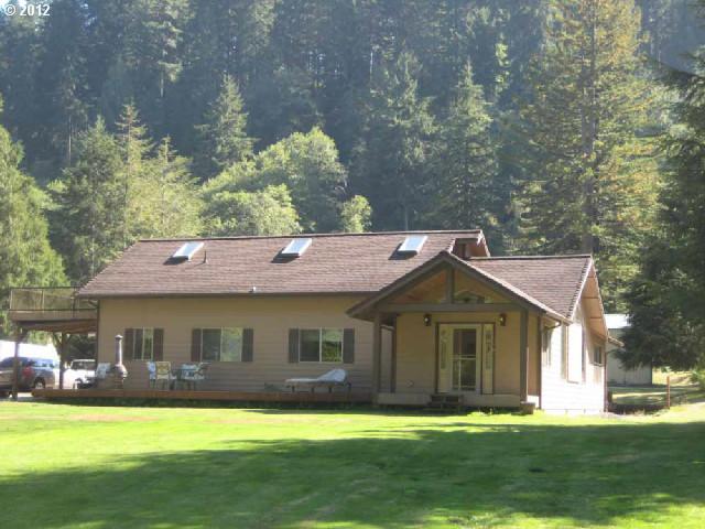 11956 E Mapleton Rd, Mapleton, OR 97453 photo 1