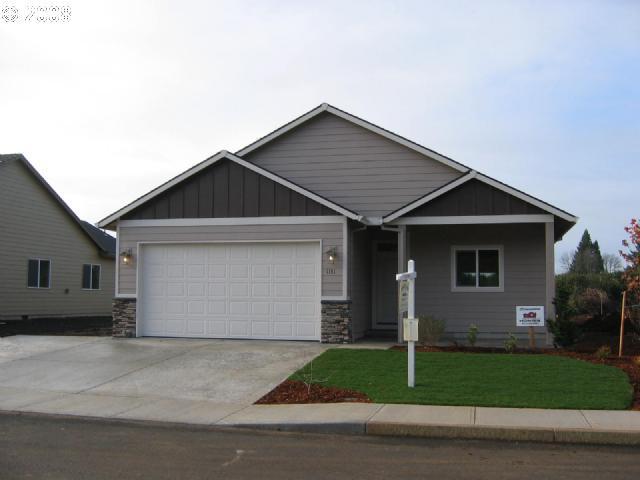 871 SE Pineview Ct, Estacada, OR 97023 photo 1