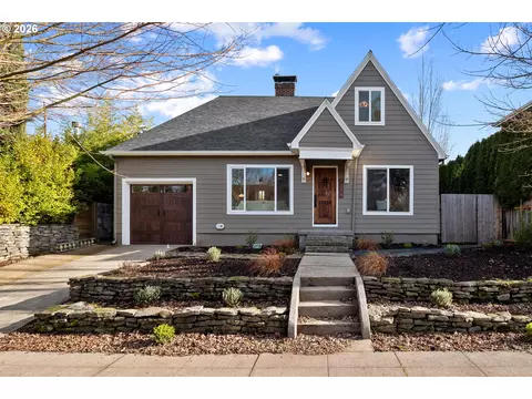 7116 N Curtis Ave, Portland, OR 97217