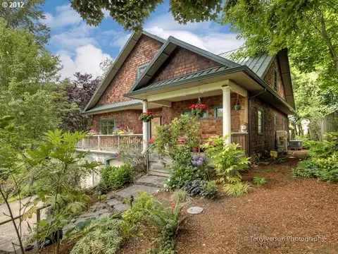 525 SE Park Dr, Gresham, OR 97080 photo 1