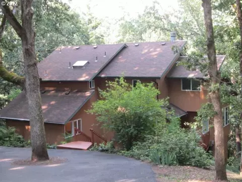 4340 N Shasta Loop, Eugene, OR 97405 photo 1