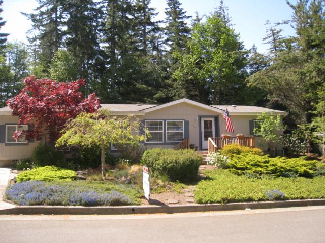 1655 Kristi Loop, Lakeside, OR 97449 photo 1