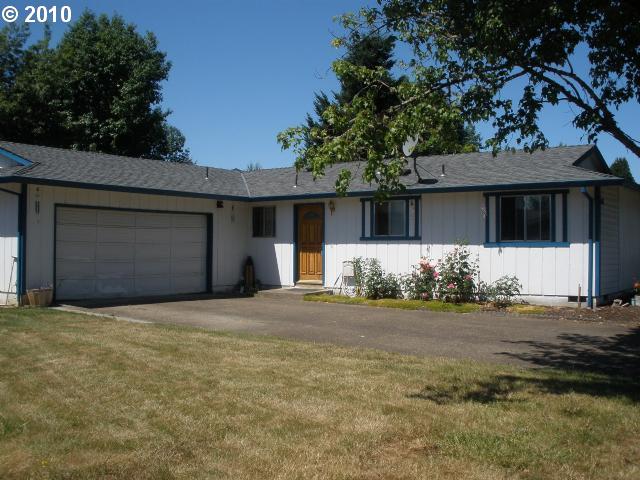 461 NE St, Willamina, OR 97396 photo 1
