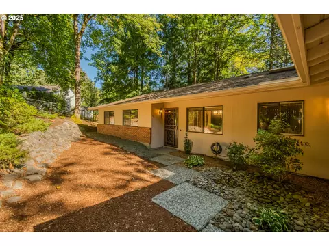50 Touchstone, Lake Oswego, OR 97035