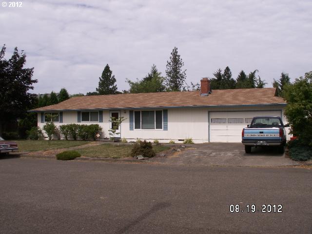 228 E 13th St, Lafayette, OR 97127 photo 1