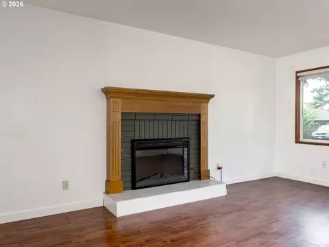 21304 SE Yamhill St, Gresham, OR 97030 photo 17