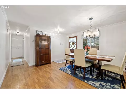 Dining - 18 E 47th Ave, Eugene, OR 97405 photo 5 of 5