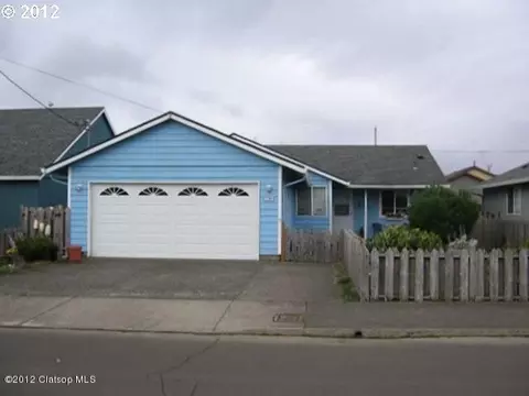 796 3rd Ave, Seaside, OR 97138 photo 1