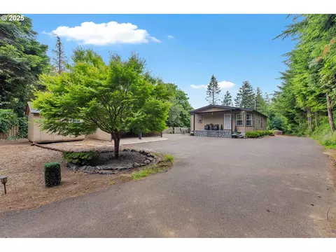 63623 Flanagan Rd, Coos Bay, OR 97420