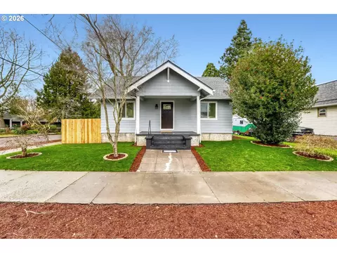 5715 N Houghton St, Portland, OR 97203