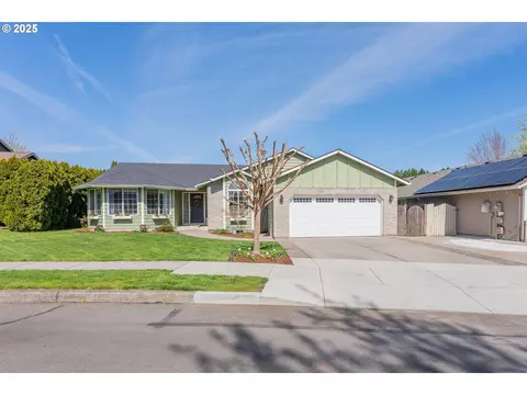 3983 SE 30th St, Gresham, OR 97080