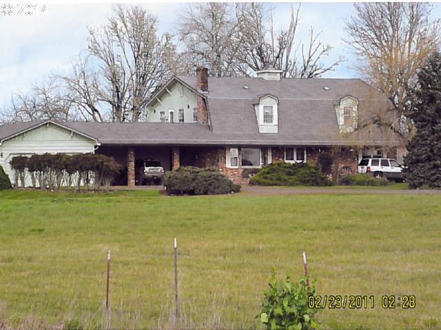 28121 Cantrell Rd, Eugene, OR 97402 photo 1