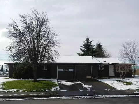 2112 2nd St, Springfield, OR 97477 photo 1