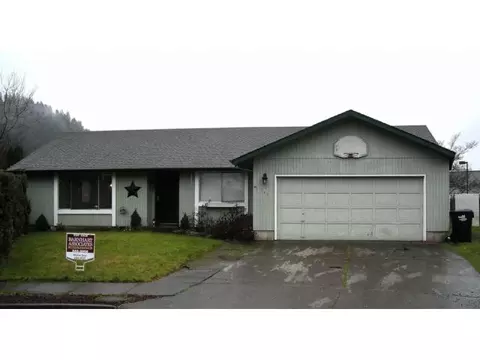542 67th St, Springfield, OR 97478 photo 1