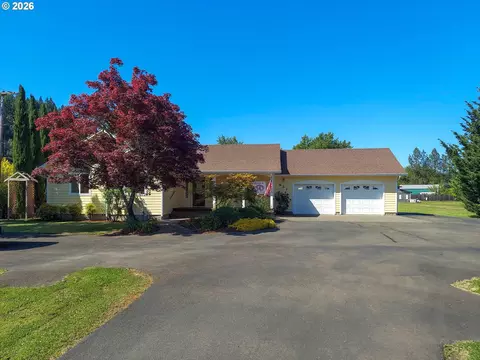 431 Old Garden Valley Rd, Roseburg, OR 97471